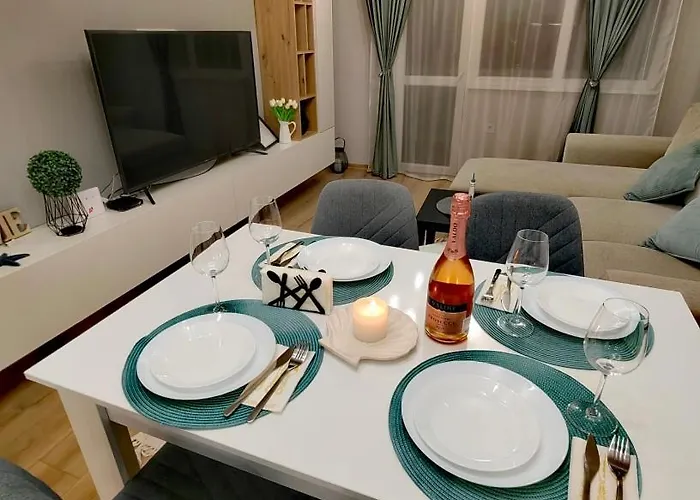 Blue Cream Apartment *